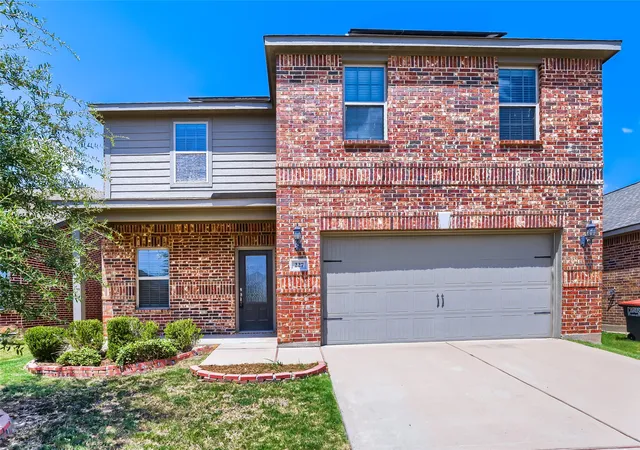 Photo 1 of Single family home for sale at 227 Curt St, Anna, TX 75409 | MLS# 21358992 | Listing updated on 2026-10-02