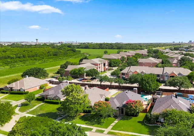 Photo 2 of Single family home for sale at 204 Meredith Ct, Irving, TX 75063 | MLS# 21354968 | Listing updated on 2026-09-11