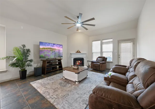 Photo 4 of Single family home for sale at 10232 Olivia Dr, Mc Kinney, TX 75072 | MLS# 21350469 | Listing updated on 2026-09-13