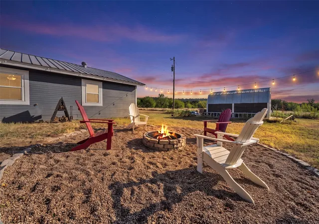 Photo 2 of Single family home for sale at 4080 Pleasant Valley Rd, Mineral Wells, TX 76067 | MLS# 21359302 | Listing updated on 2026-10-06