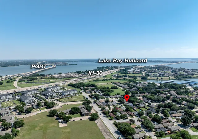 Photo 3 of Single family home for sale at 5106 Lakeridge Ct, Garland, TX 75043 | MLS# 21356986 | Listing updated on 2026-09-18