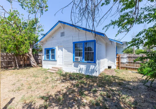 Photo 30 of Single family home for sale at 1833 N 7Th St, Abilene, TX 79603 | MLS# 21357683 | Listing updated on 2026-10-04