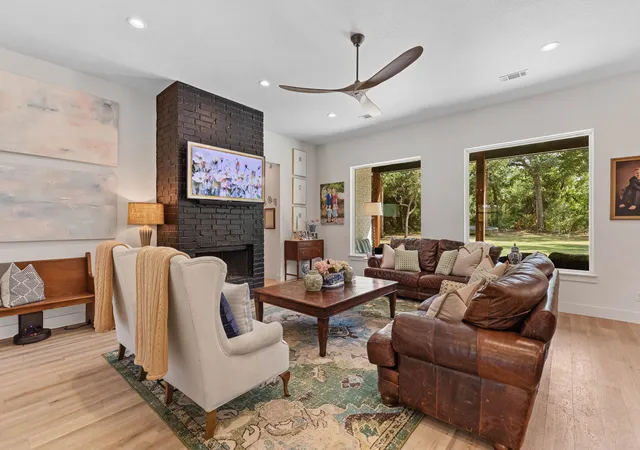 Photo 1 of Single family home for sale at 509 Durbin Ct, Runaway Bay, TX 76426 | MLS# 21358718 | Listing updated on 2026-09-14