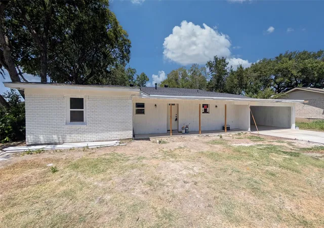 Photo 2 of Sale Pending at 4111 Morgan Cir, North Richland Hills, TX 76180 | MLS# 21358999 | Listing updated on 2026-09-27