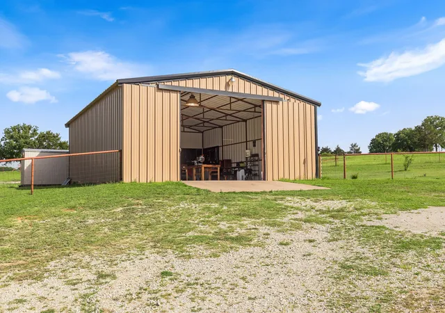 Photo 4 of Single family home for sale at 2403 County Road 2224, Decatur, TX 76234 | MLS# 21358677 | Listing updated on 2026-09-28