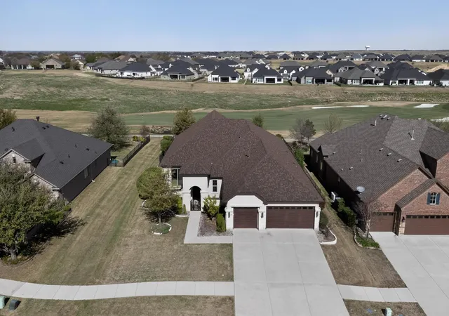 Photo 2 of Single family home for sale at 8708 Crestview Dr, Denton, TX 76207 | MLS# 21358696 | Listing updated on 2026-09-11