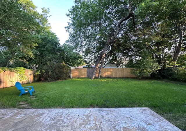 Photo 3 of Single family home for sale at 4620 China Rose Dr, Fort Worth, TX 76137 | MLS# 21359034 | Listing updated on 2026-10-07