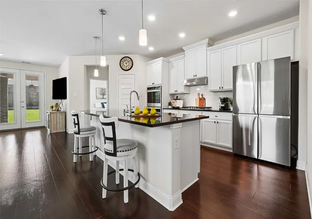 Photo 2 of Sale Pending at 8028 Hickory Branch Dr, Frisco, TX 75034 | MLS# 21359213 | Listing updated on 2026-09-11
