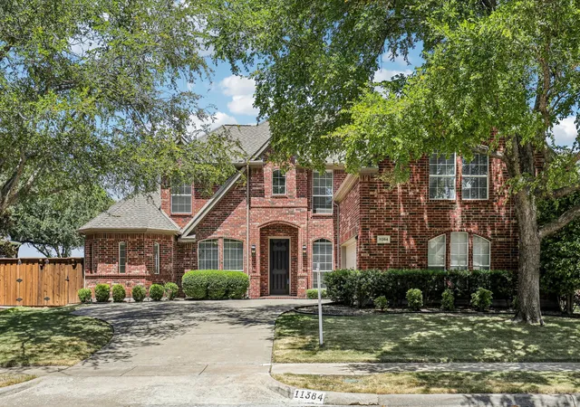 Photo 2 of Single family home for sale at 11384 Eaglebend Ln, Frisco, TX 75035 | MLS# 21348532 | Listing updated on 2026-09-13