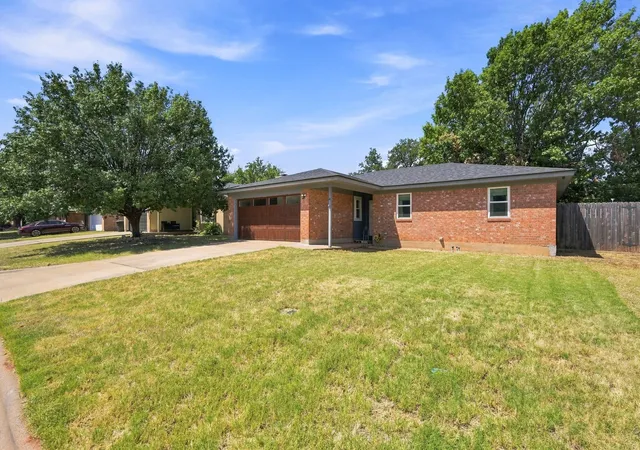 Photo 2 of Sale Pending at 4 Verbena St, Abilene, TX 79606 | MLS# 21359487 | Listing updated on 2026-09-24