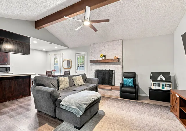 Photo 3 of Sale Pending at 4 Verbena St, Abilene, TX 79606 | MLS# 21359487 | Listing updated on 2026-09-24
