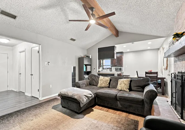 Photo 4 of Sale Pending at 4 Verbena St, Abilene, TX 79606 | MLS# 21359487 | Listing updated on 2026-09-24