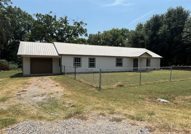 Photo 2 of Single family home for sale at 8844 State Hwy 56, Sherman, TX 75090 | MLS# 21358401 | Listing updated on 2026-09-24