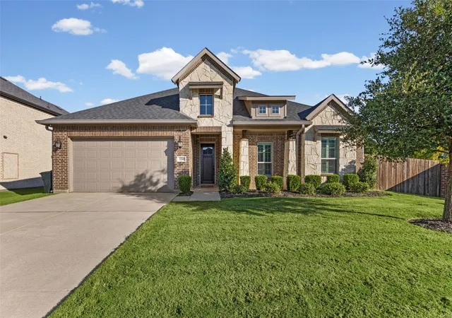 Photo 1 of Sale Pending at 3200 Tail Water Dr, Mansfield, TX 76063 | MLS# 21334408 | Listing updated on 2026-09-18