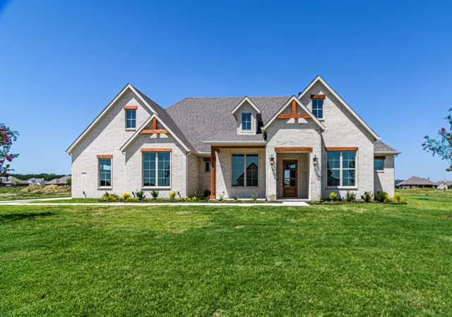 Photo 1 of Single family home for sale at 5916 E Sky Hawk Trl, Royse City, TX 75189 | MLS# 21359206 | Listing updated on 2026-09-24