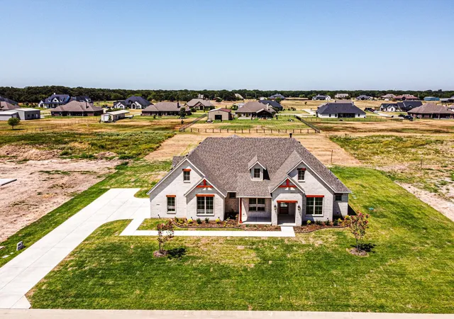 Photo 2 of Single family home for sale at 5916 E Sky Hawk Trl, Royse City, TX 75189 | MLS# 21359206 | Listing updated on 2026-09-24
