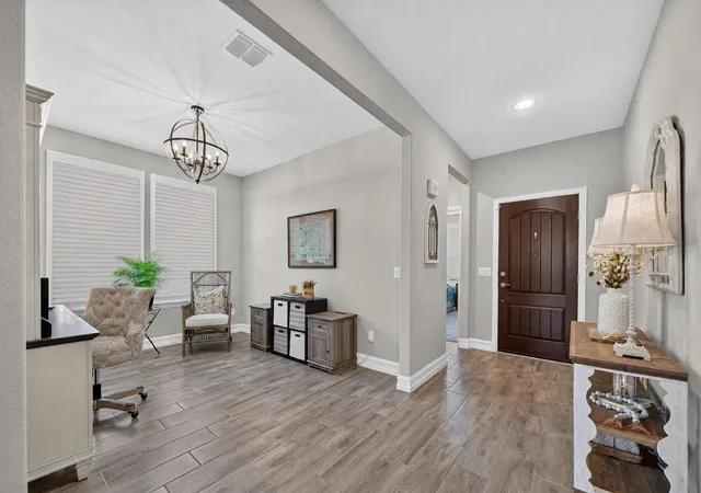 Photo 4 of Single family home for sale at 1725 Port Royal Ln, Frisco, TX 75036 | MLS# 21354109 | Listing updated on 2026-09-30