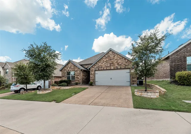 Photo 3 of Single family home for sale at 2107 Auburndale Ave, Melissa, TX 75454 | MLS# 21358340 | Listing updated on 2026-09-08