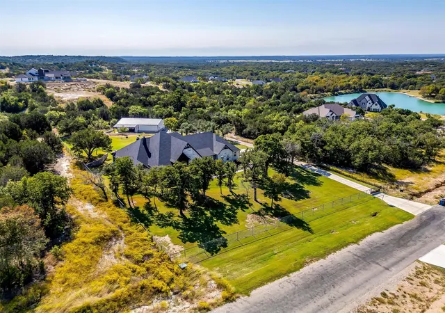 Photo 1 of Single family home for sale at 2161 Eagles Ridge Dr, Weatherford, TX 76087 | MLS# 21358325 | Listing updated on 2026-09-14