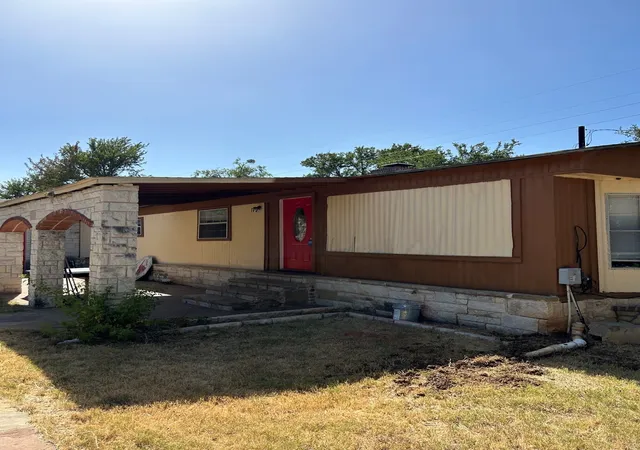 Photo 19 of Manufactured home for sale at 3006 Mesquite Dr, Granbury, TX 76048 | MLS# 21358717 | Listing updated on 2026-09-08