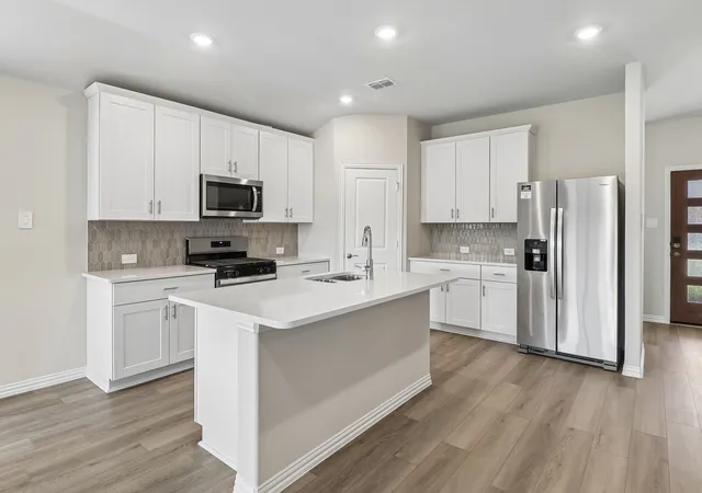 Photo 1 of Sale Pending at 713 Stirling Wy, Sherman, TX 75092 | MLS# 21359634 | Listing updated on 2026-09-09