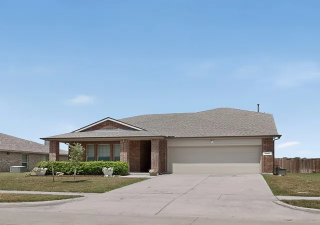 Photo 1 of Single family home for sale at 410 Dartmouth Dr, Van Alstyne, TX 75495 | MLS# 21359191 | Listing updated on 2026-09-10