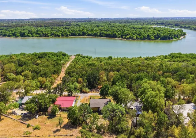 Photo 1 of Single family home for sale at 9112 Caddo Trl, Flower Mound, TX 75022 | MLS# 21359702 | Listing updated on 2026-09-11
