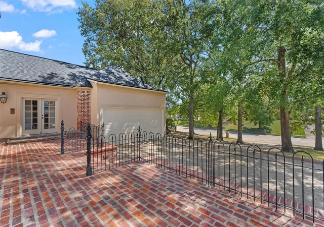 Photo 3 of Single family home for sale at 9412 Wrenwood Blvd, Shreveport, LA 71106 | MLS# 21357915 | Listing updated on 2026-09-19