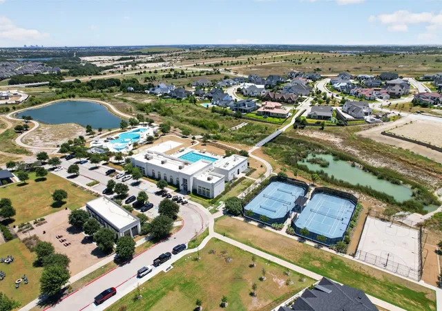 Photo 3 of Sale Pending at 2205 Wayfield Ln, Aledo, TX 76008 | MLS# 21359744 | Listing updated on 2026-09-29