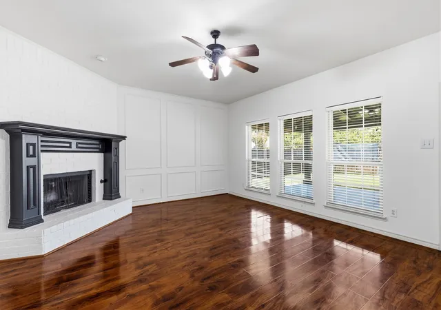 Photo 2 of Single family home for sale at 1332 Marwood Dr, Allen, TX 75013 | MLS# 21359602 | Listing updated on 2026-09-12