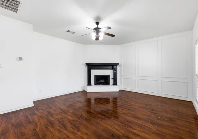 Photo 3 of Single family home for sale at 1332 Marwood Dr, Allen, TX 75013 | MLS# 21359602 | Listing updated on 2026-09-12