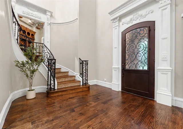 Photo 3 of Mansion for sale at 1851 Beam Dr, Southlake, TX 76092 | MLS# 21359752 | Listing updated on 2026-09-08