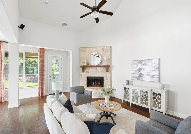 Photo 3 of Single family home for sale at 2724 Piersall Dr, Mc Kinney, TX 75072 | MLS# 21351331 | Listing updated on 2026-09-12