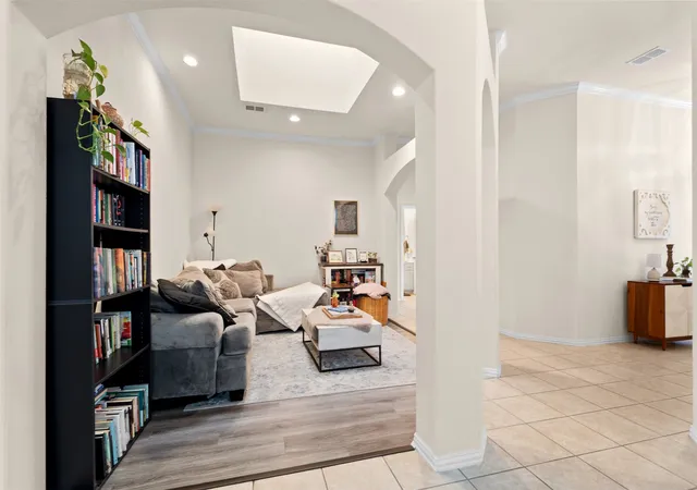 Photo 3 of Sale Pending at 7521 Summer Meadows Dr, Fort Worth, TX 76123 | MLS# 21359003 | Listing updated on 2026-09-08