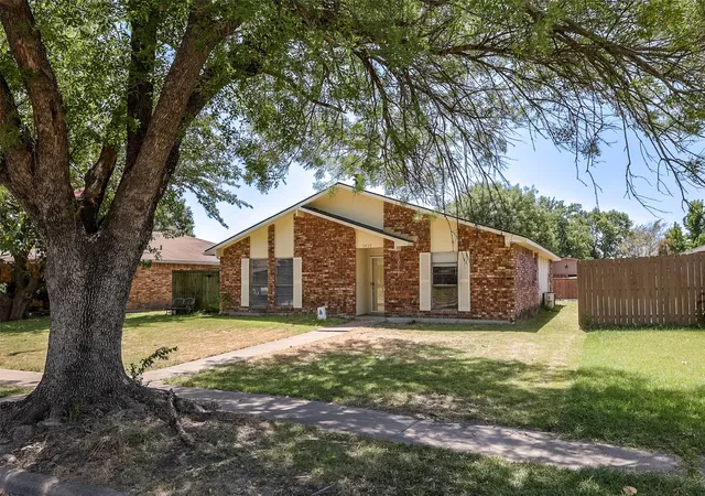 Photo 3 of Single family home for sale at 2617 Roman Wy, Garland, TX 75040 | MLS# 21358829 | Listing updated on 2026-09-13