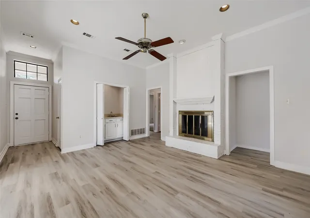 Photo 3 of Sale Pending at 1021 Rio Grande Dr, Fort Worth, TX 76126 | MLS# 21357995 | Listing updated on 2026-09-08