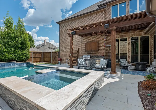 Photo 1 of Single family home for sale at 2346 Boxwood Dr, Allen, TX 75013 | MLS# 21359343 | Listing updated on 2026-09-12