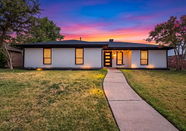 Photo 1 of Single family home for sale at 2216 Stonebrook Dr, Carrollton, TX 75007 | MLS# 21358908 | Listing updated on 2026-09-11