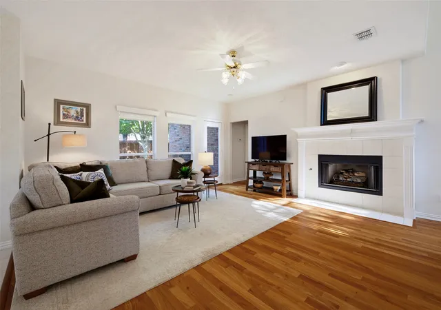 Photo 3 of Single family home for sale at 8017 Ashby Ct, Plano, TX 75025 | MLS# 21357949 | Listing updated on 2026-10-22