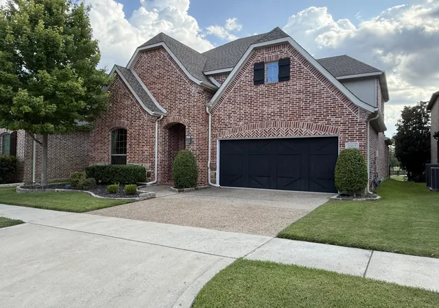Photo 4 of Single family home for sale at 2313 Chadwick Ln, Garland, TX 75044 | MLS# 21357199 | Listing updated on 2026-09-29