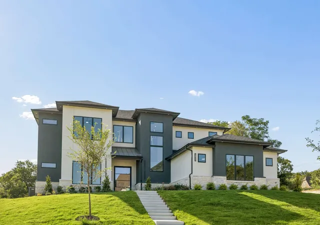 Photo 2 of Single family home for sale at 1822 Sunset Crossing, Cedar Hill, TX 75104 | MLS# 21359818 | Listing updated on 2026-09-19
