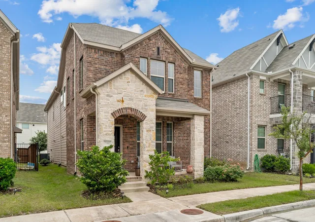 Photo 2 of Single family home for sale at 7905 Chapman Cir, Rowlett, TX 75089 | MLS# 21358029 | Listing updated on 2026-09-08