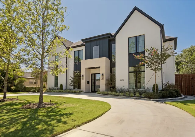 Photo 2 of Single family home for sale at 3528 Norcross Ln, Dallas, TX 75229 | MLS# 21355242 | Listing updated on 2026-09-24