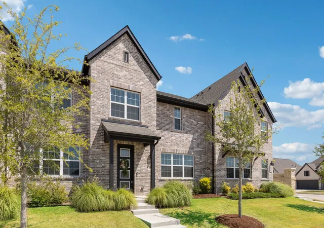 Photo 2 of Townhouse for sale at 2504 Red Tailed Hawk Ln, Mc Kinney, TX 75071 | MLS# 21354137 | Listing updated on 2026-09-14