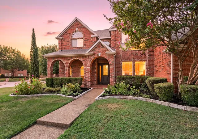 Photo 3 of Single family home for sale at 6609 Sapphire Cir S, Colleyville, TX 76034 | MLS# 21360101 | Listing updated on 2026-10-01
