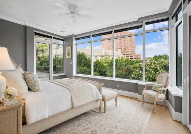 Photo 3 of Condo for sale at 3505 Turtle Creek #4E, Dallas, TX 75219 | MLS# 21360041 | Listing updated on 2026-09-13