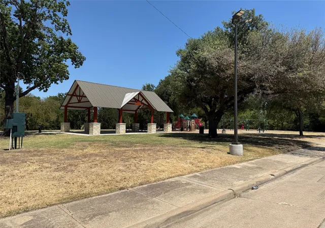 Photo 10 of Land for sale at 3730 Bayside St, Dallas, TX 75212 | MLS# 21360260 | Listing updated on 2026-09-11