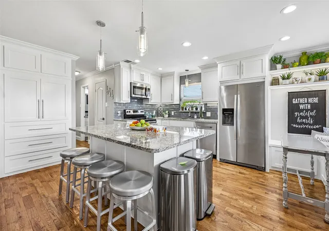Photo 3 of Single family home for sale at 302 Wright Ave, Rockwall, TX 75032 | MLS# 21360157 | Listing updated on 2026-09-11