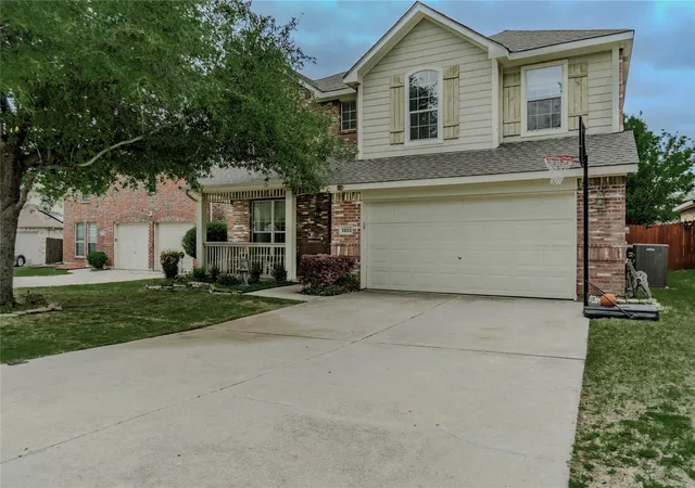 Photo 1 of Single family home for sale at 5620 Blanca Ct, Fort Worth, TX 76179 | MLS# 21358989 | Listing updated on 2026-09-14