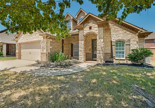 Photo 3 of Sale Pending at 4503 Karen Dr, Mansfield, TX 76063 | MLS# 21359819 | Listing updated on 2026-09-26